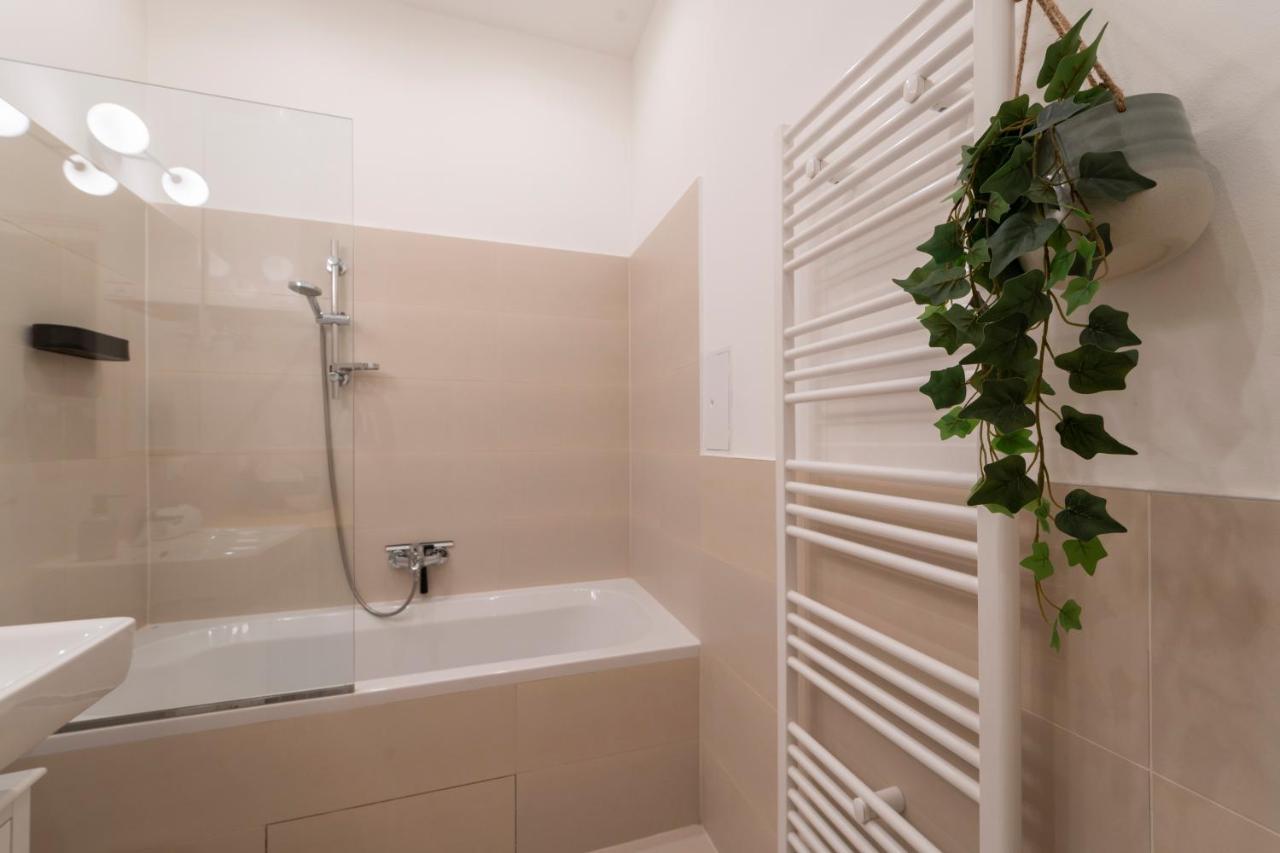 וינה Josef'S Home I Premium Apartment In Ideal Location מראה חיצוני תמונה